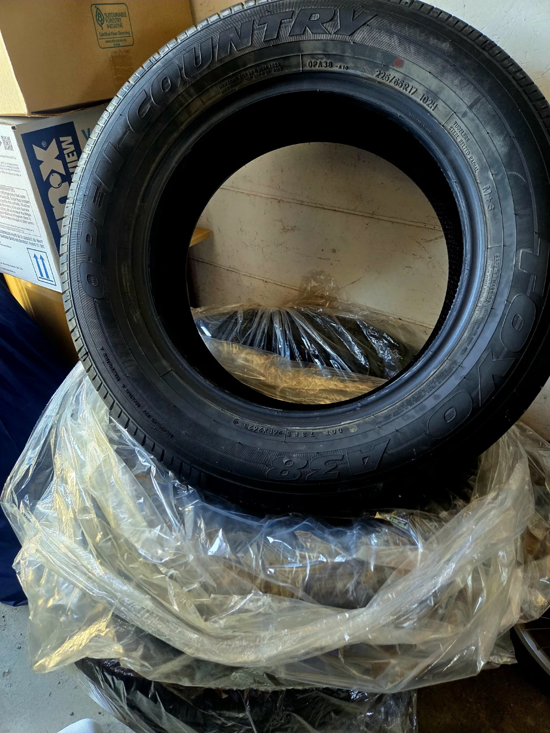 Toyo Open Country A38 225/65R17 102H - photo 2