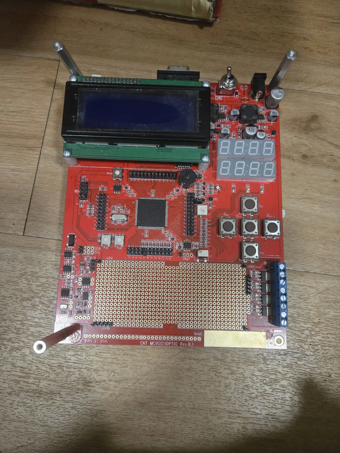 CNT MC9S12XDP512 Rev.B.1