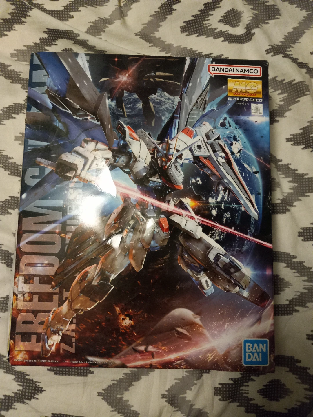 Bandai Freedom ZA Gundam Model Kit (New)