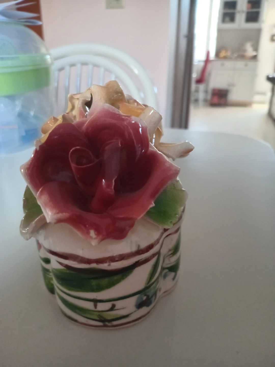 Porcelain Trinket Box - photo 2