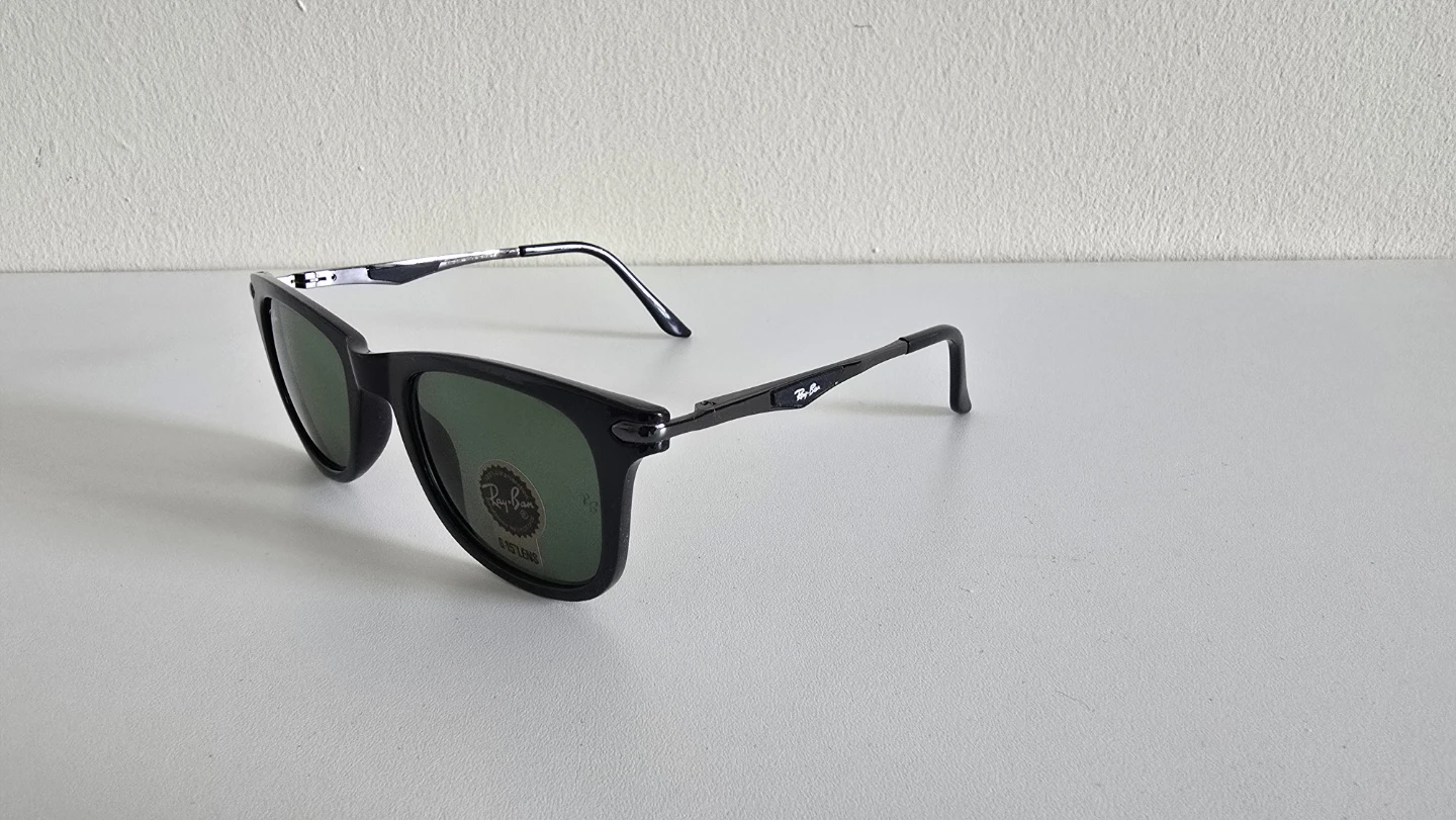 Ray-Ban Black Sunglasses with Case & Cloth - photo 2