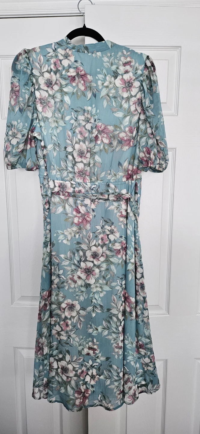 Suzy Shier Women's Floral Dress Size L/G - photo 2