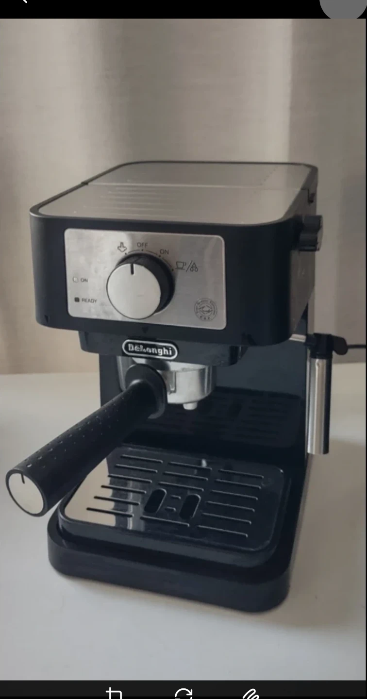 De'Longhi Stilosa Black Espresso Machine  & Free  🎁 Air fryer - photo 4