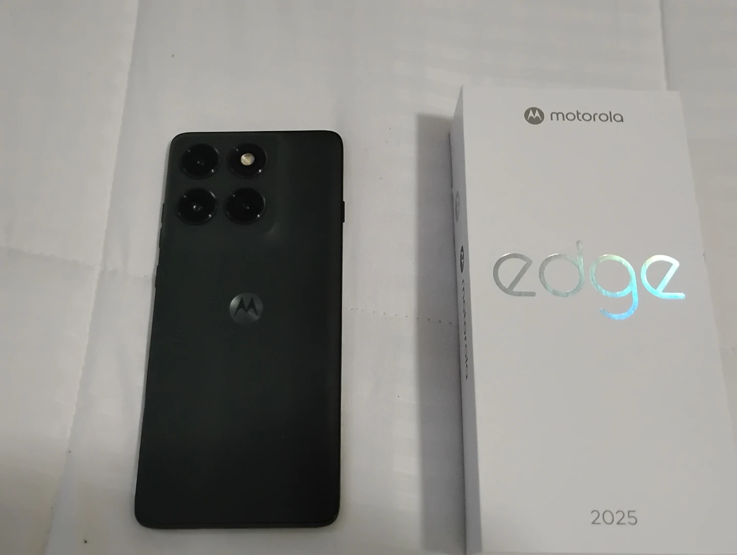 Motorola Edge 256Gb 2025 - Brand New 🧡