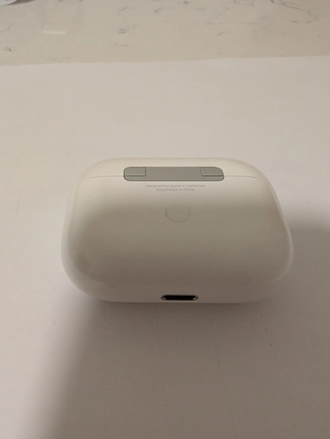 Airpods Pro First Gen charging case with eartips - photo 3