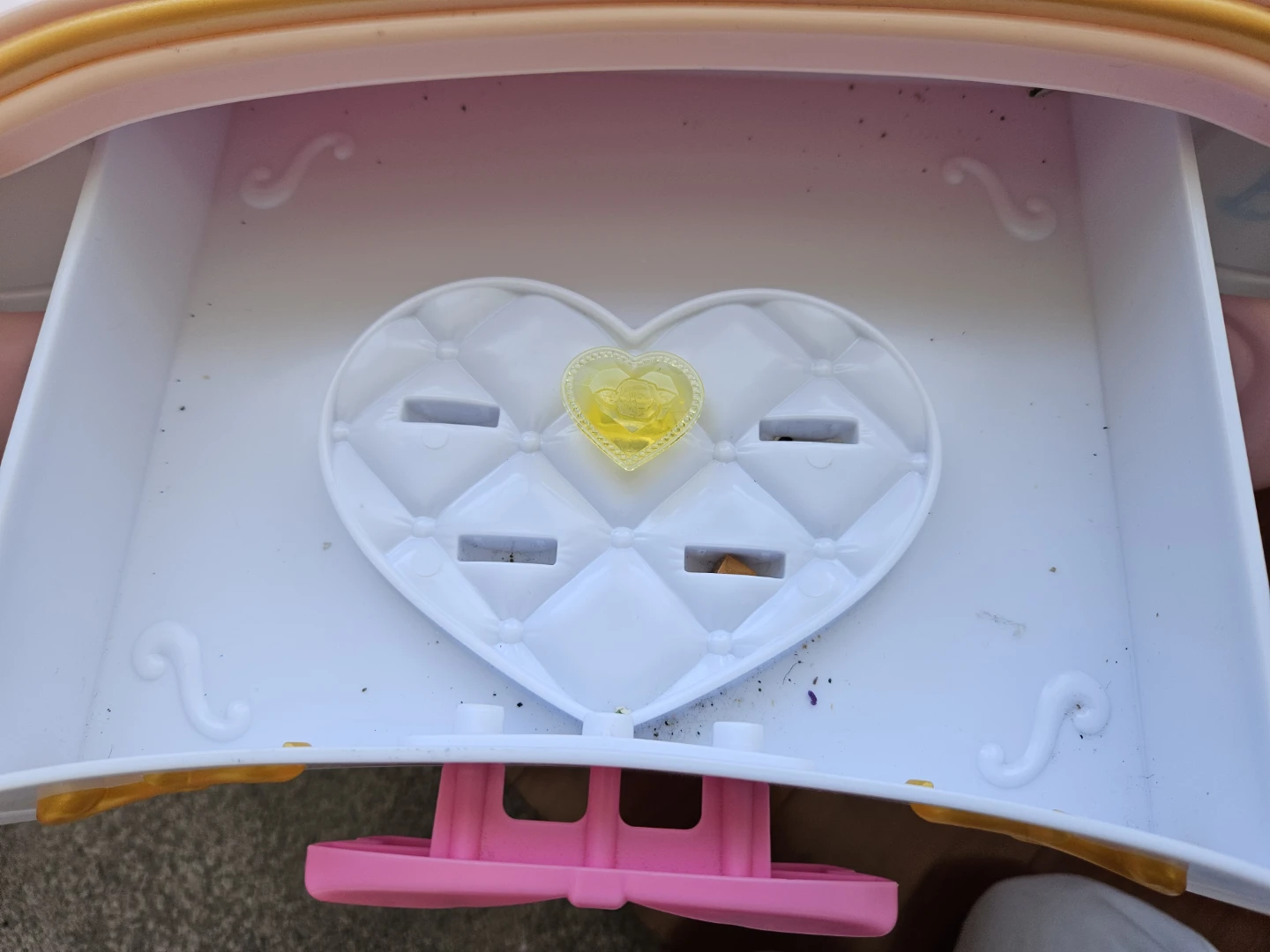 Girl's Vanity Set with Mirror and Makeup Table - photo 4