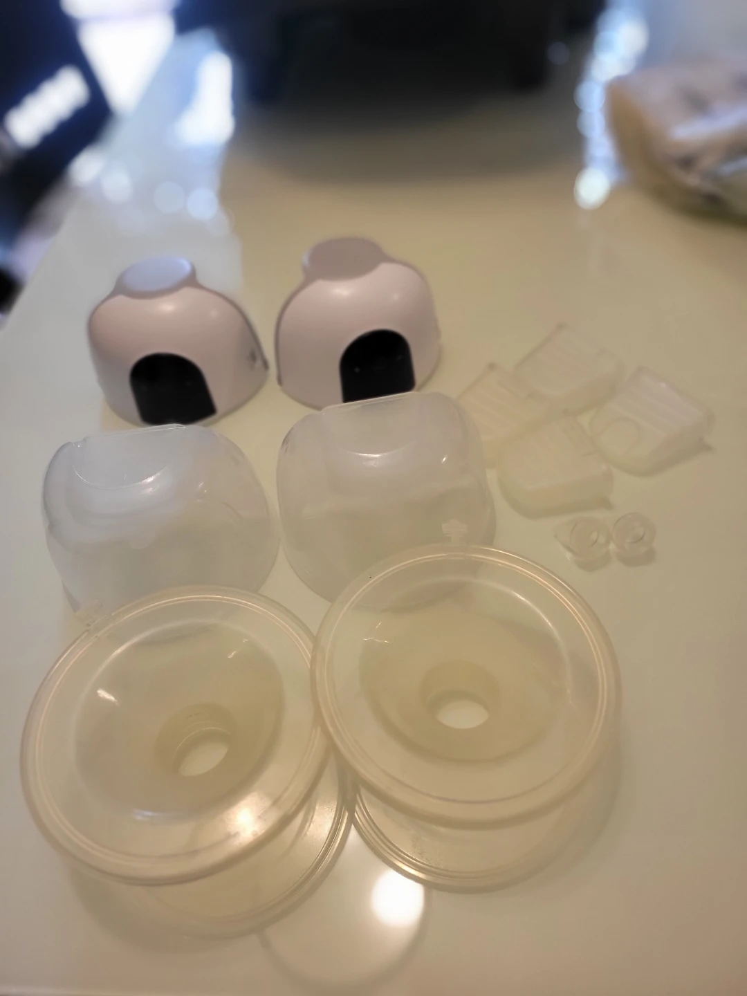 Breast pump