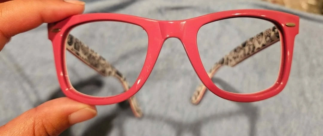 Ray-Ban Pink Wayfarer Sunglasses