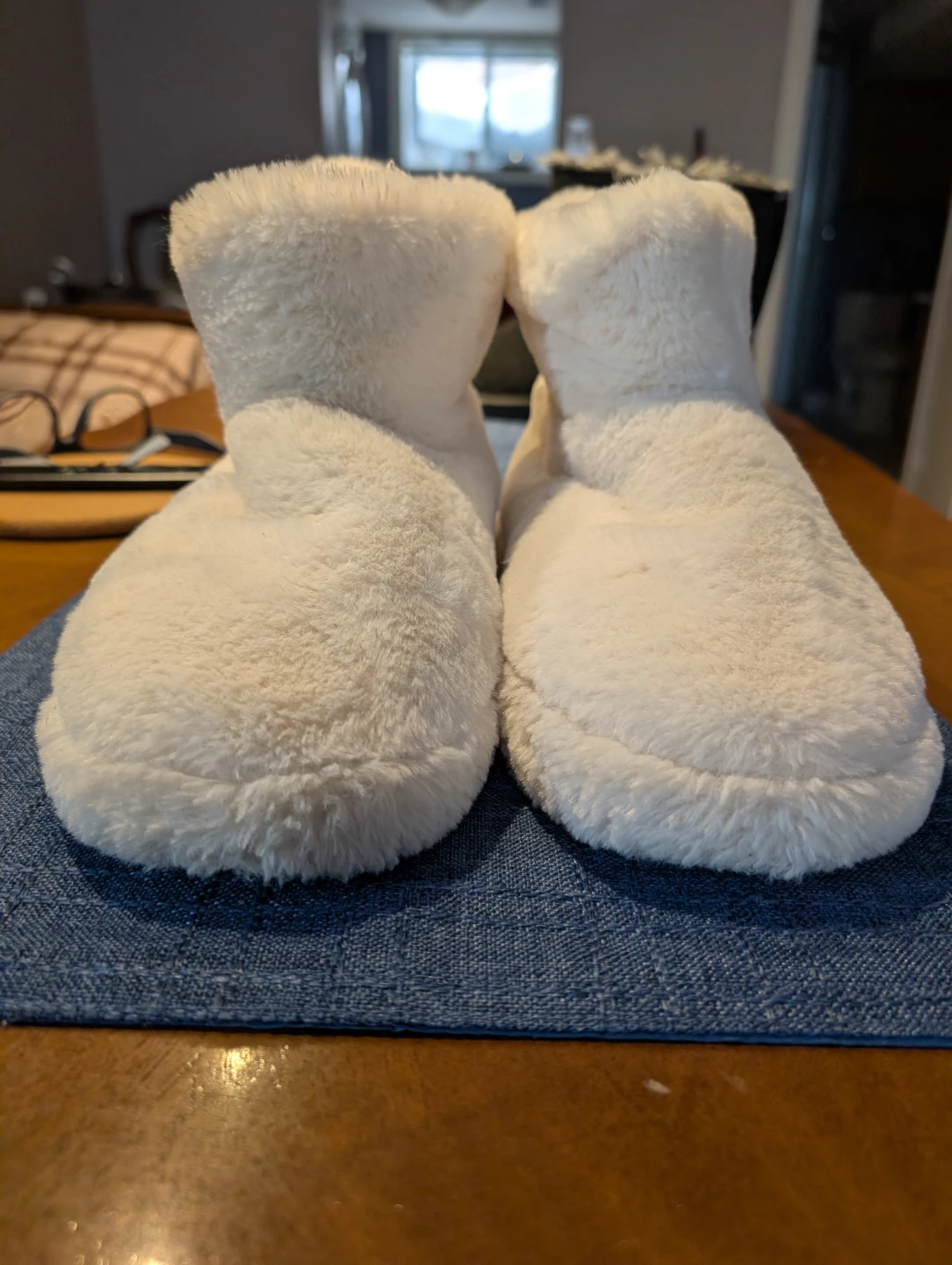 White Fuzzy Boot Slippers - Size Medium