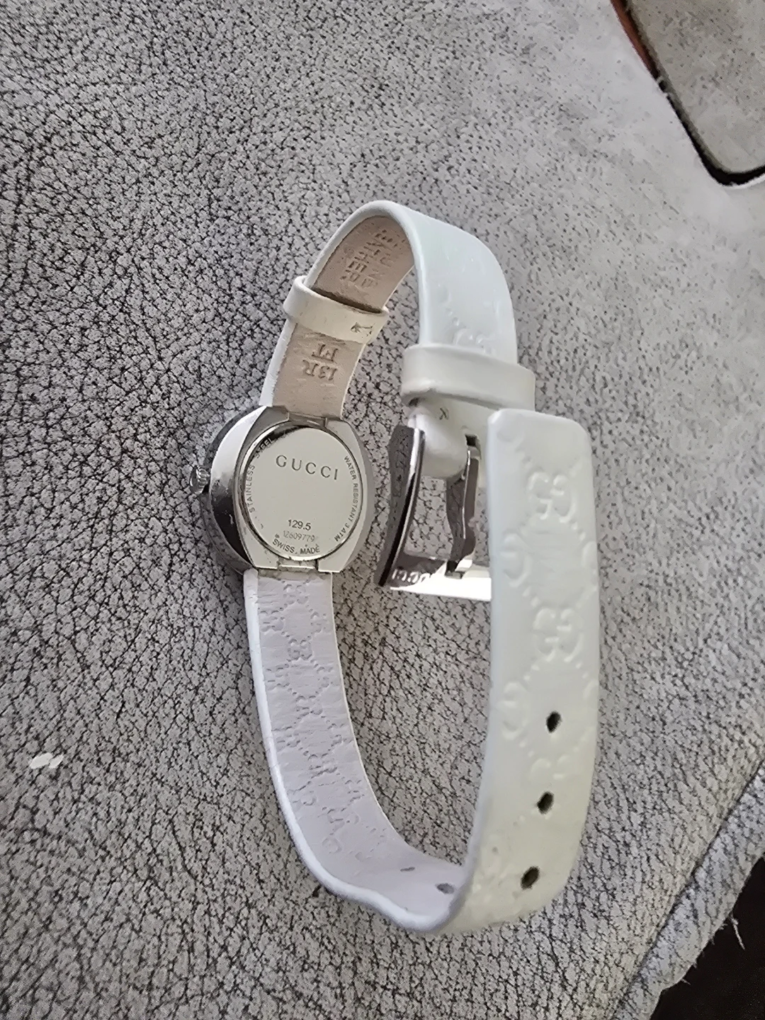 Gucci Women's U-Play White Guccissima Leather Watch - photo 2