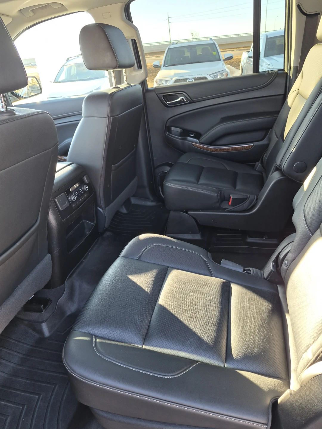 Black Chevrolet Suburban SUV - photo 5