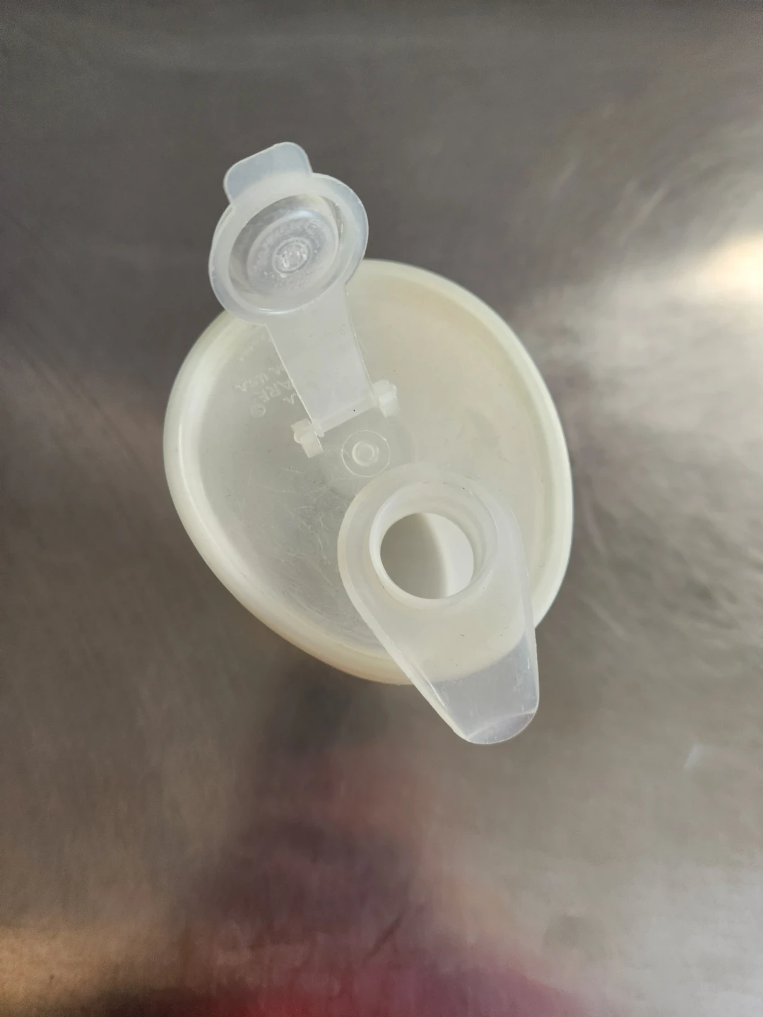 Tupperware Sweet Saver Container - photo 3