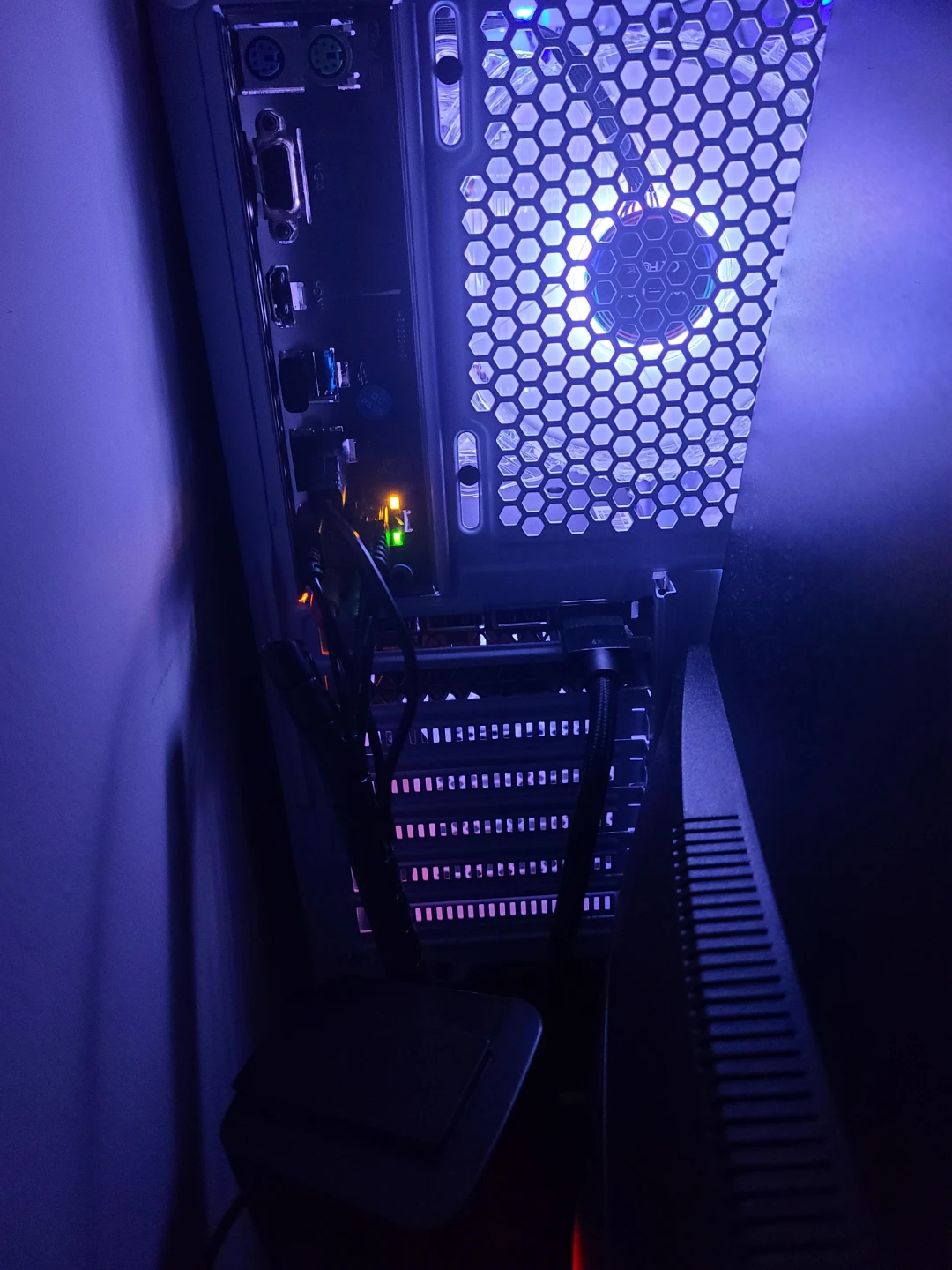 Custom Gaming PC - RGB Fans - photo 4