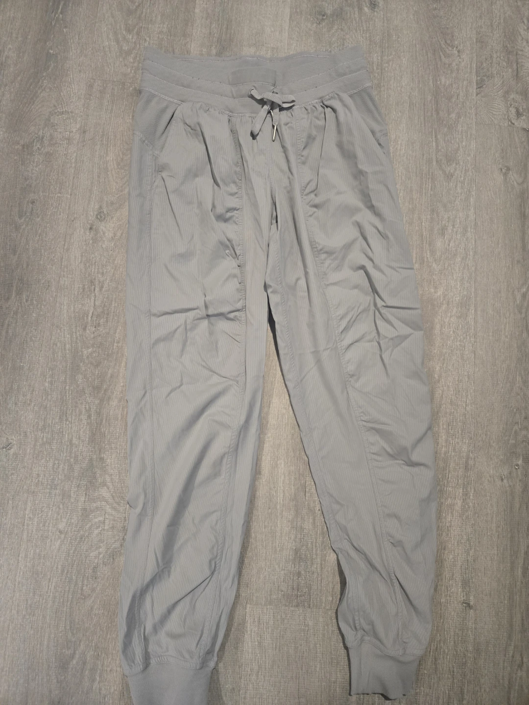 Lululemon Dance Studio Jogger Excellent Condition Size 6 - photo 3