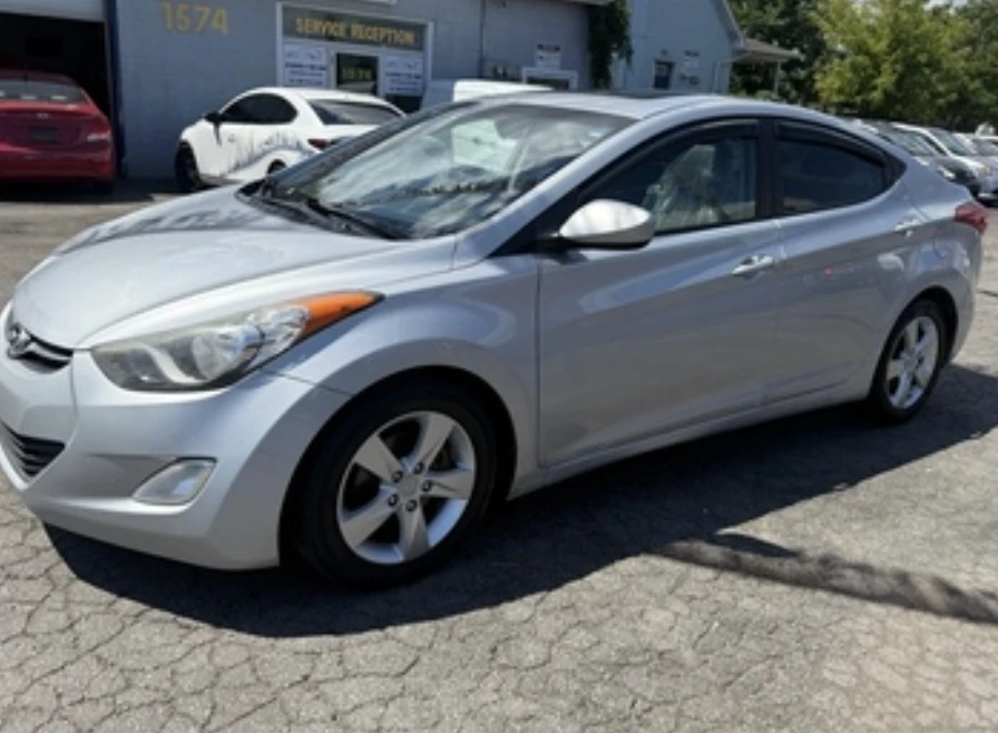 Hyundai Elantra GLS