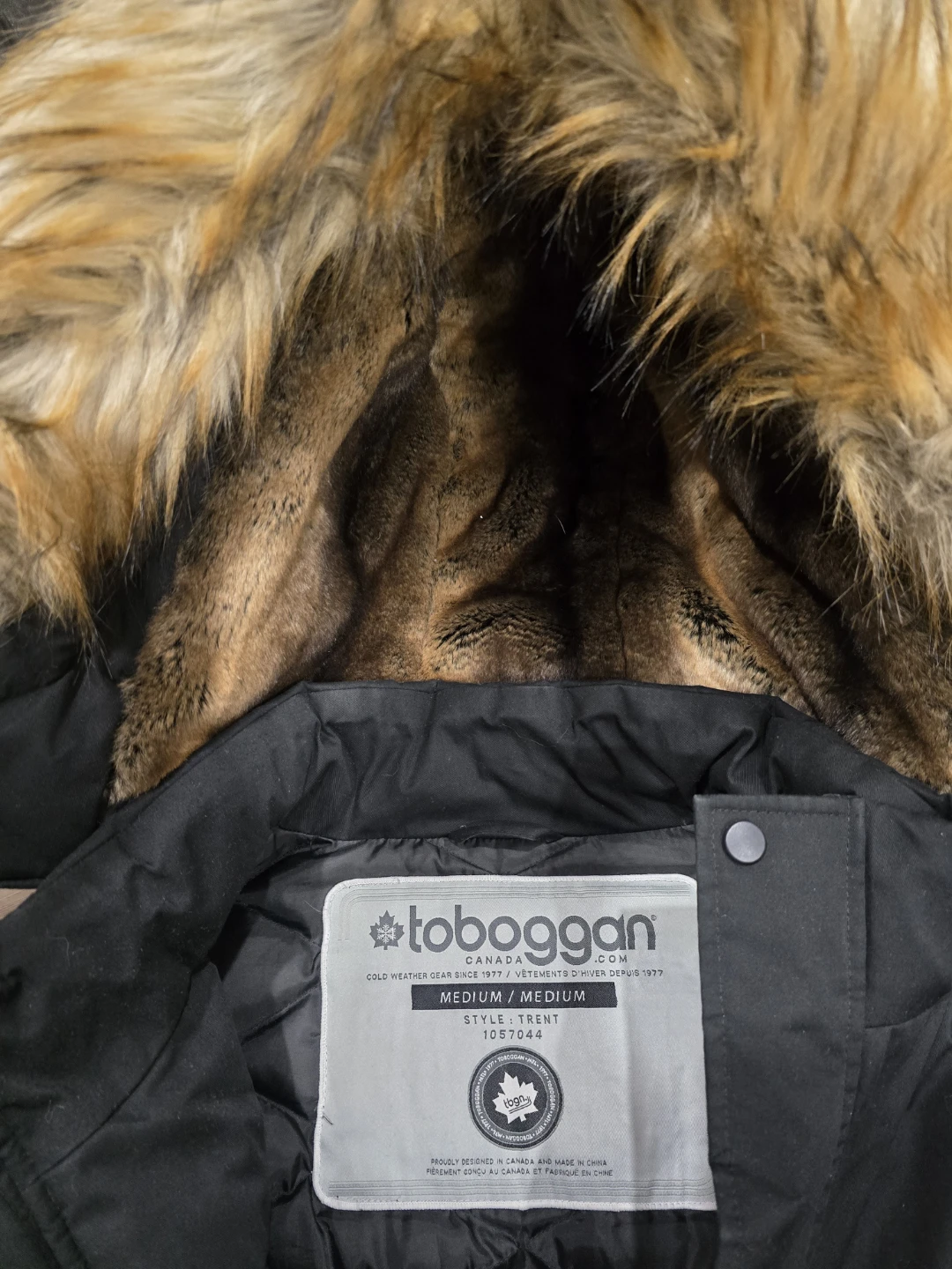 Men's Toboggan Canada Winter Jacket (Size Medium) - photo 4