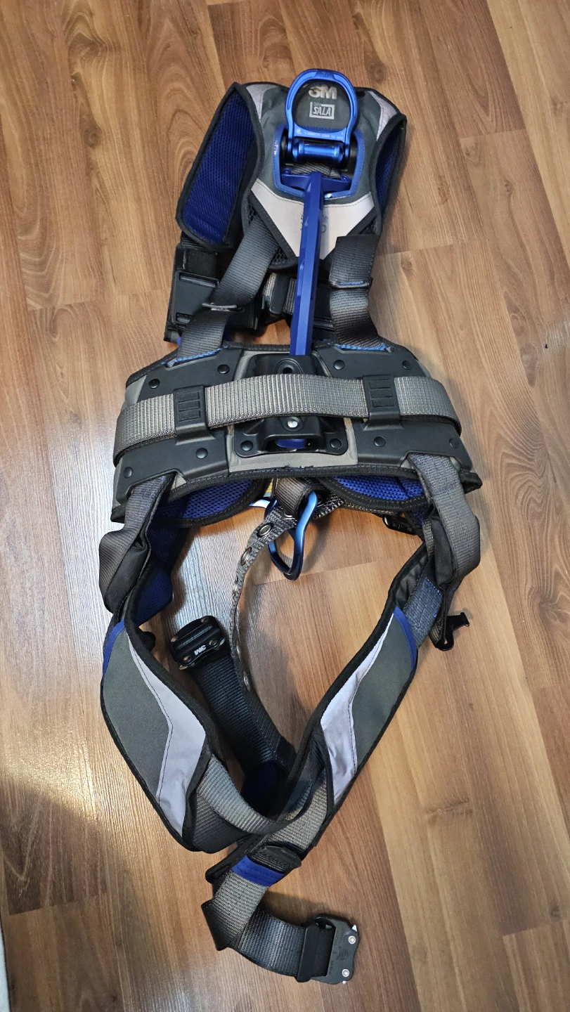 3M DBI Sala Fall Protection Harness - photo 3