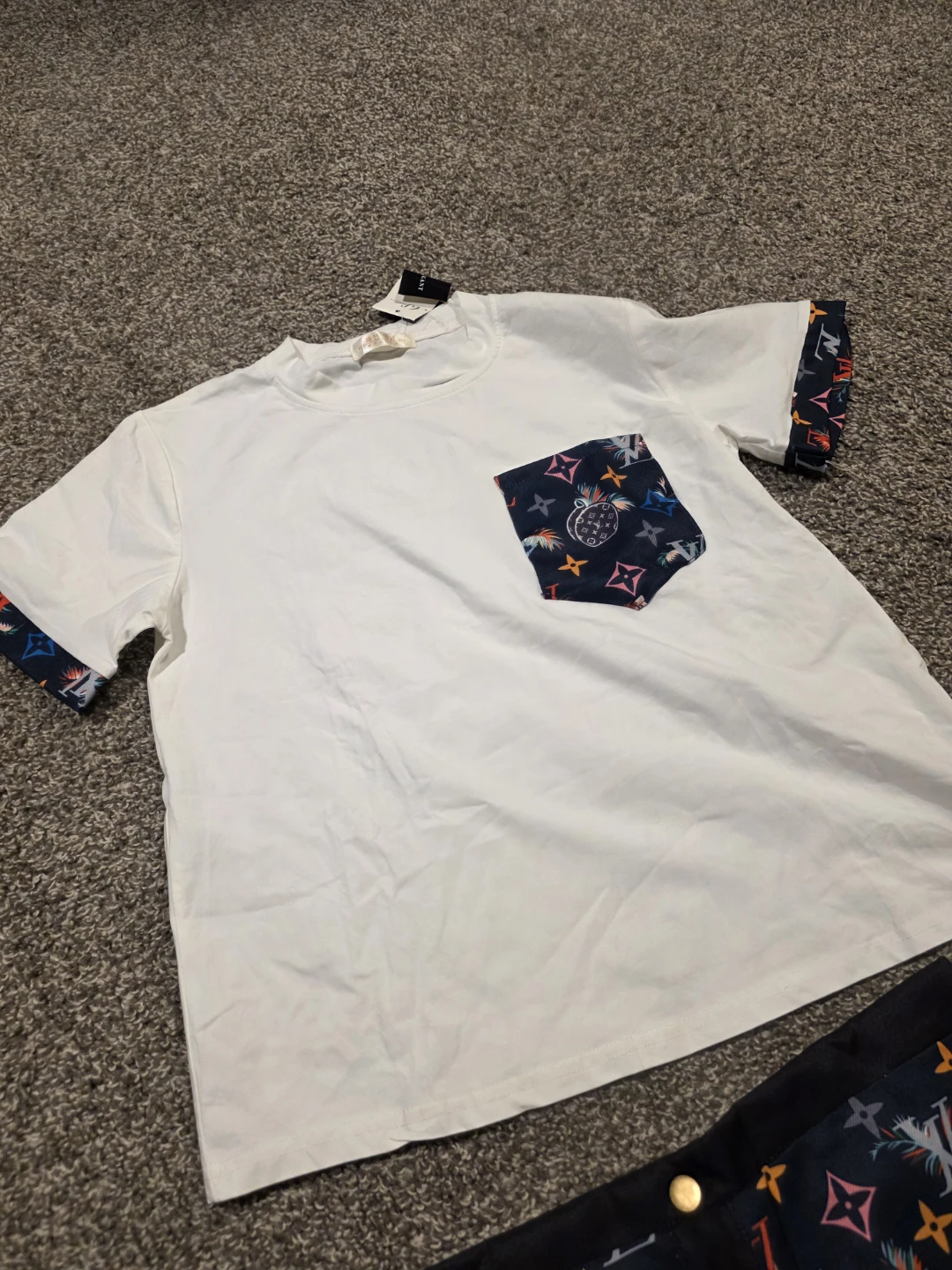 Fashion Louis Vuitton Skirt & Tee Set - photo 3