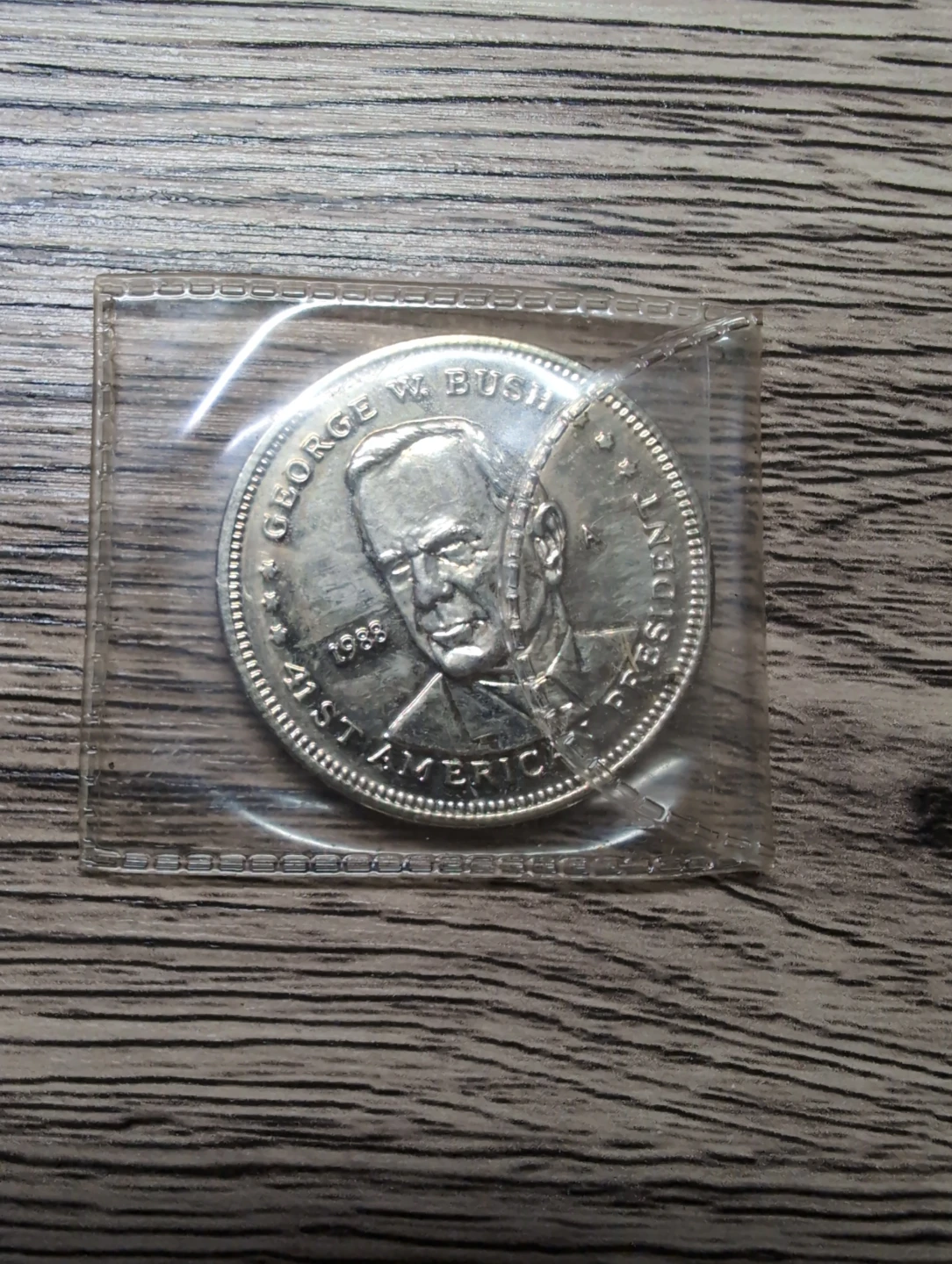 George W. Bush Presidential Commemorative Coin