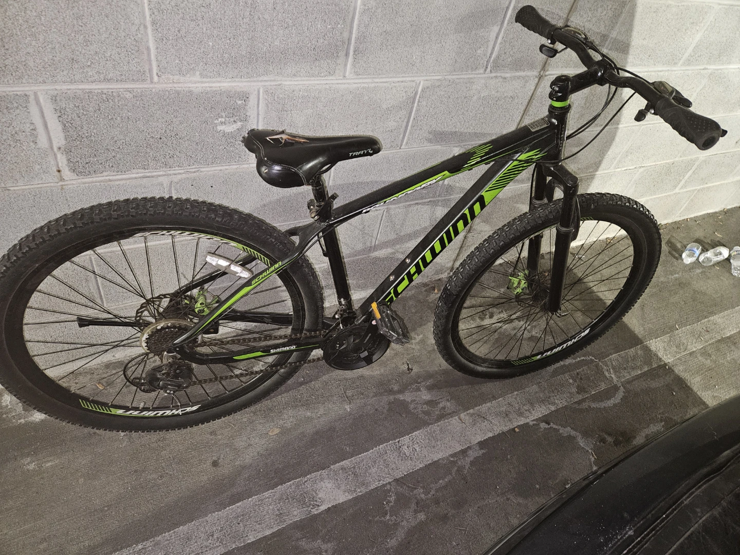 Schwinn Tarty Mountain Bike - Black/Green