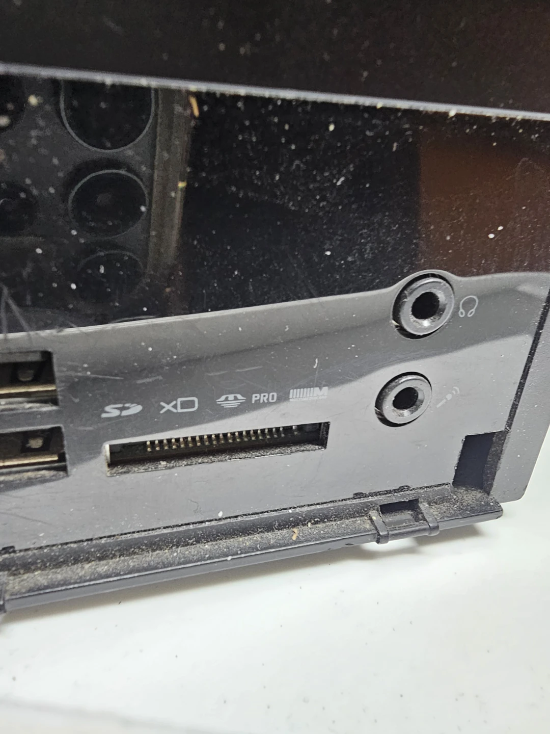 Acer Aspire X1470 Personal Computer - photo 4