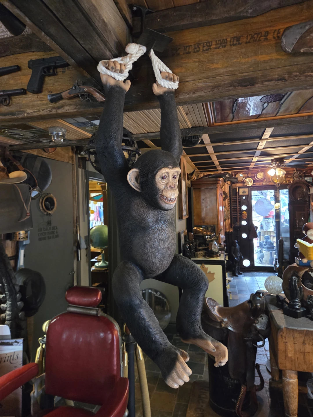 Monkey Statue Decor - photo 2