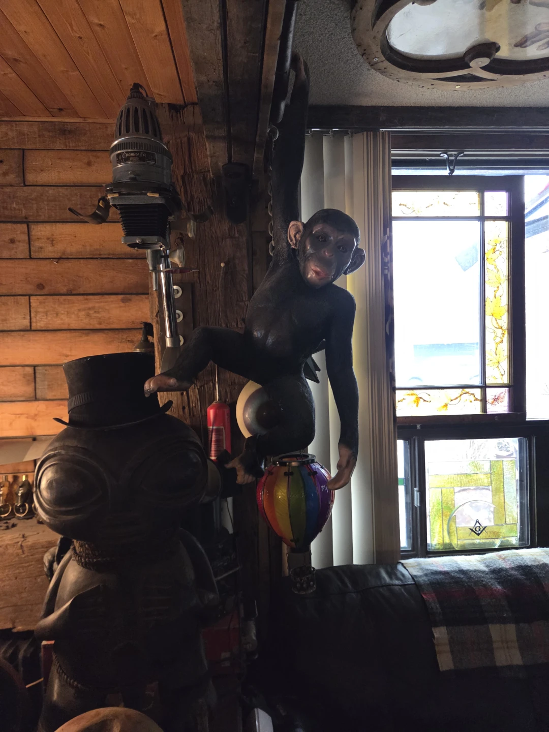 Monkey Statue Decor - photo 3