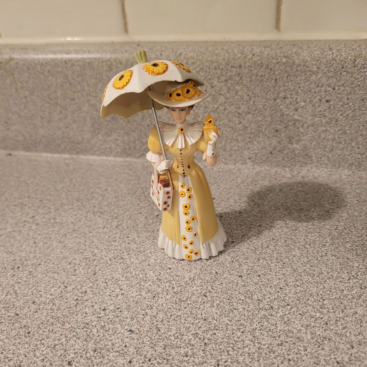 Avon Figurine 2012-2013