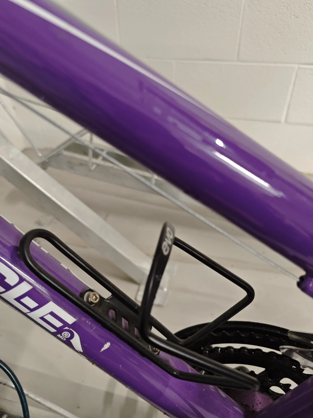 Supercycle SC1800 Mountain Bike with Helmet - photo 4