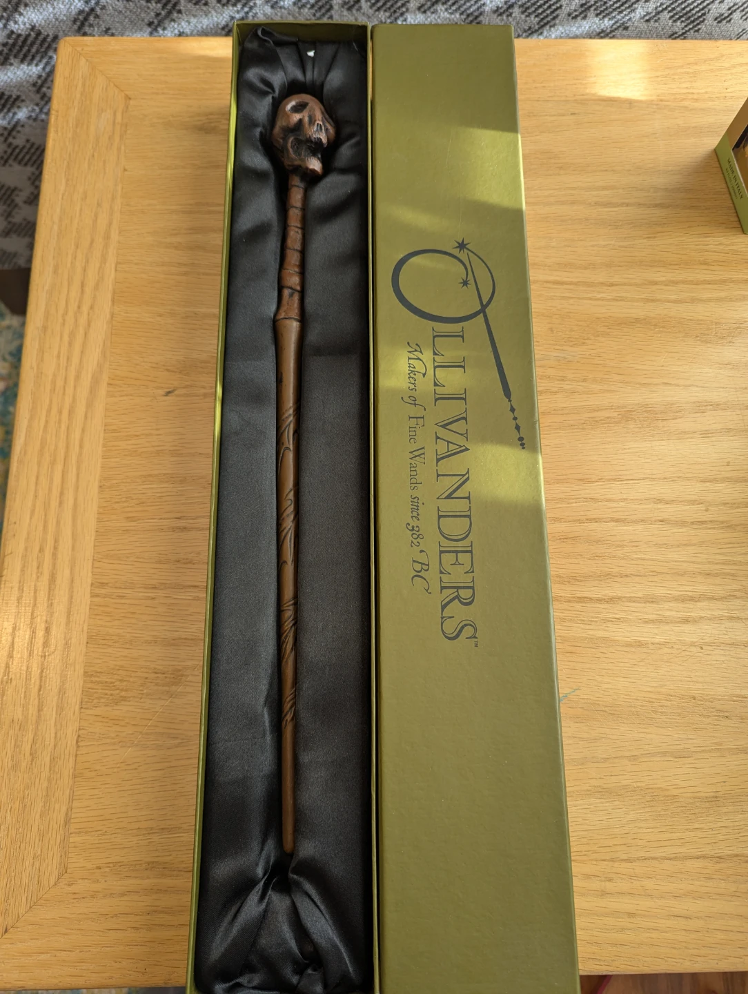 Ollivanders Death Eater Wand with Box
