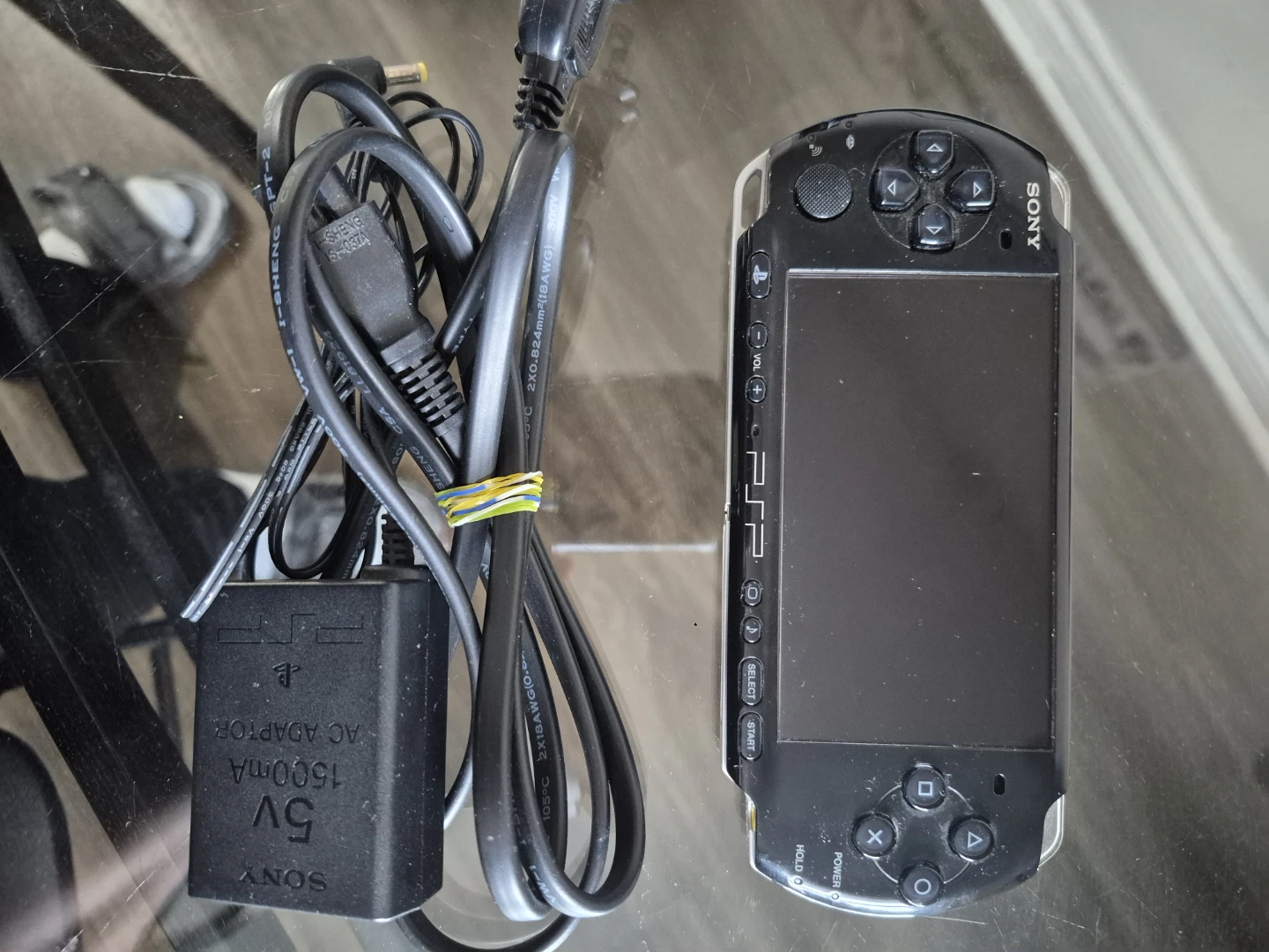 Sony PSP 3001 with AC Adapter