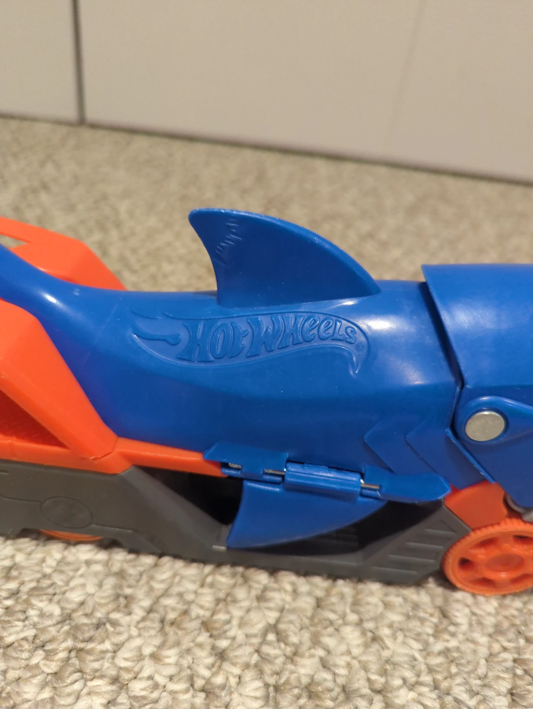 Hot Wheels Sharkruiser & Dragon Blaster - photo 3