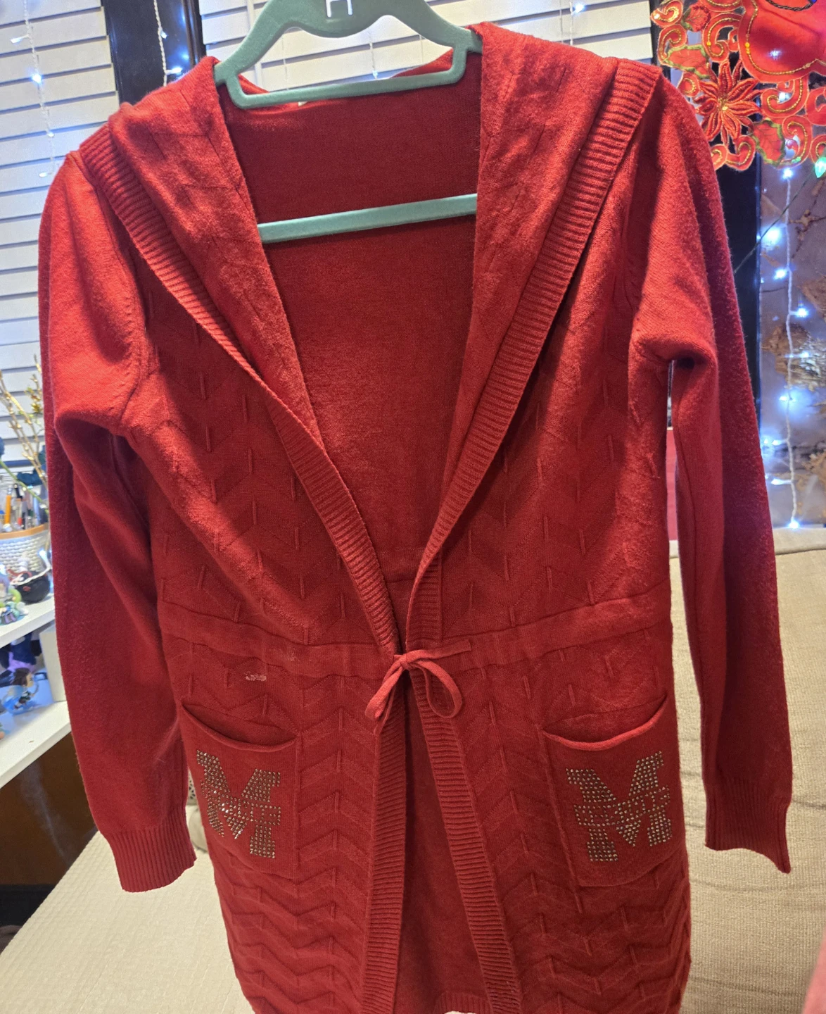 Red hooded cardigan with pockets - photo 2