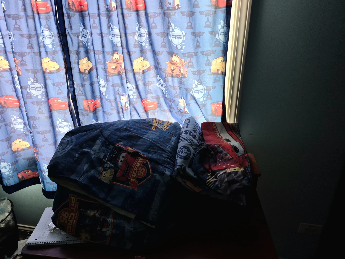 Disney Cars bedding and curtain set