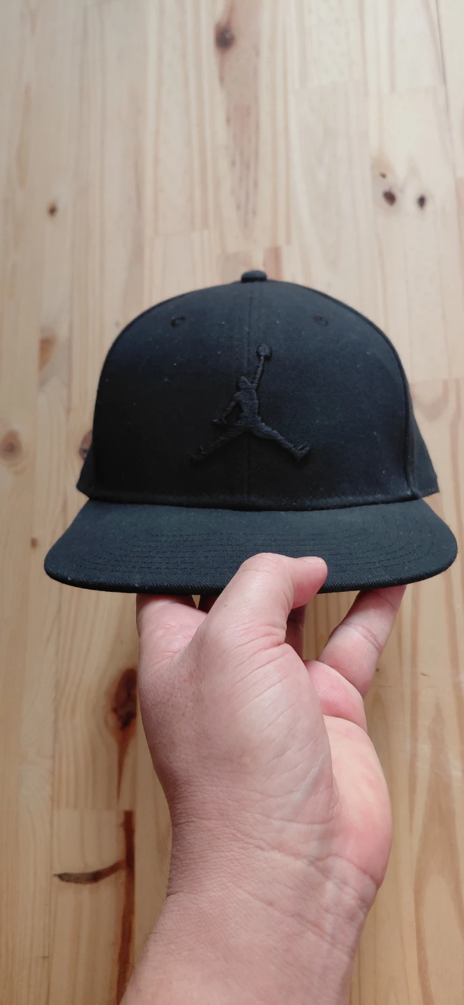 Jordan Black Cap