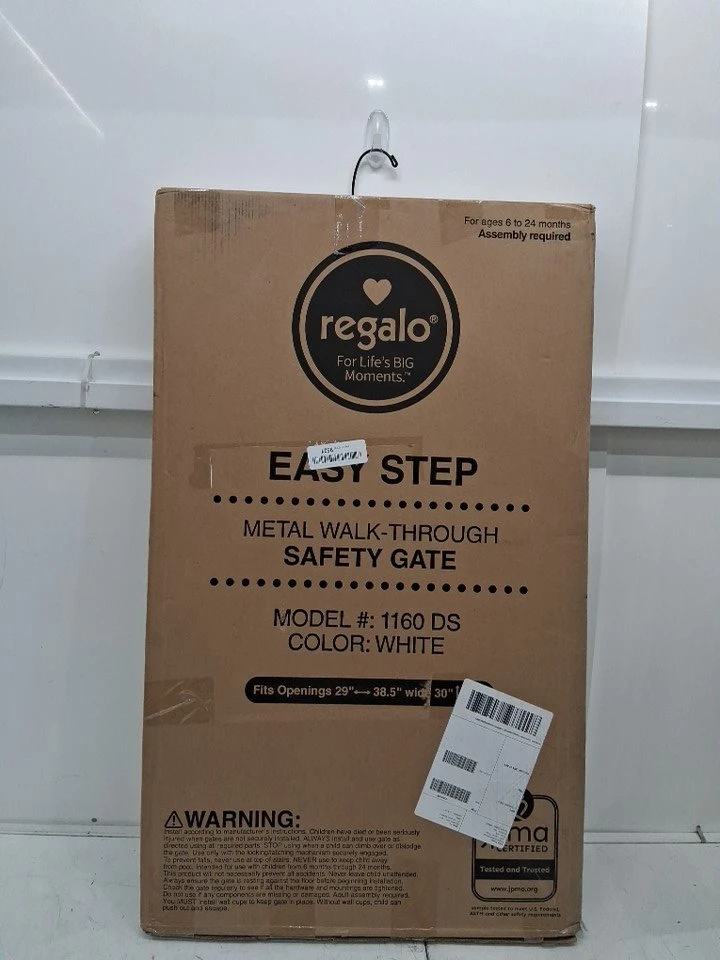 Regalo Safety Gate- 29-38.5 inches wide - photo 2