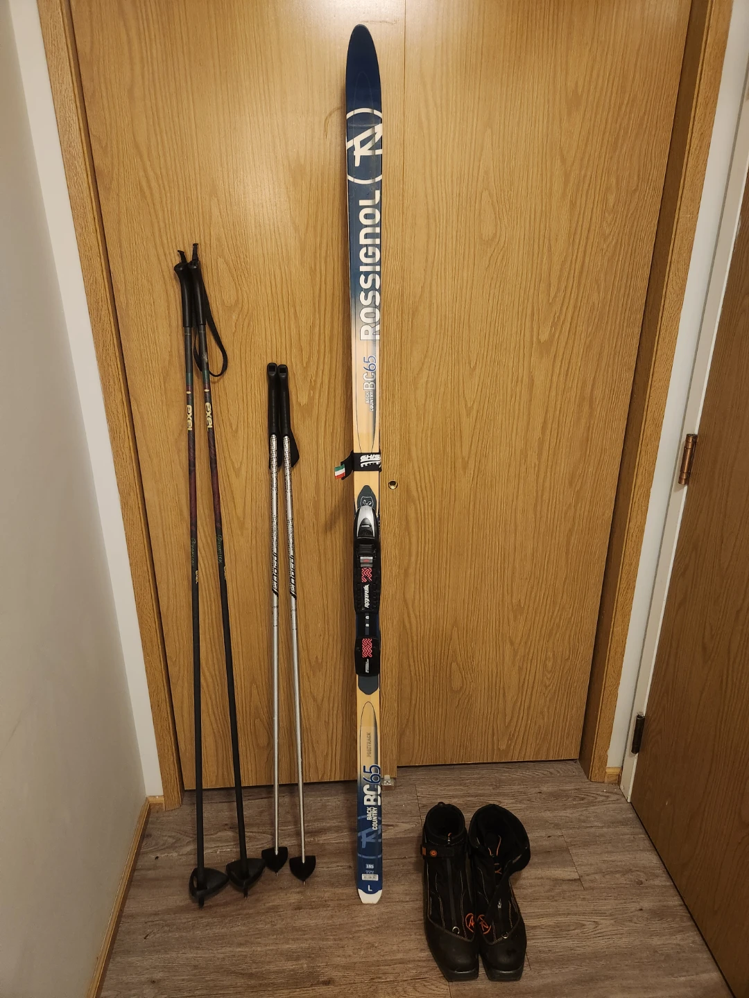 Cross country Rossignol BC65 Skis, Boots & Poles