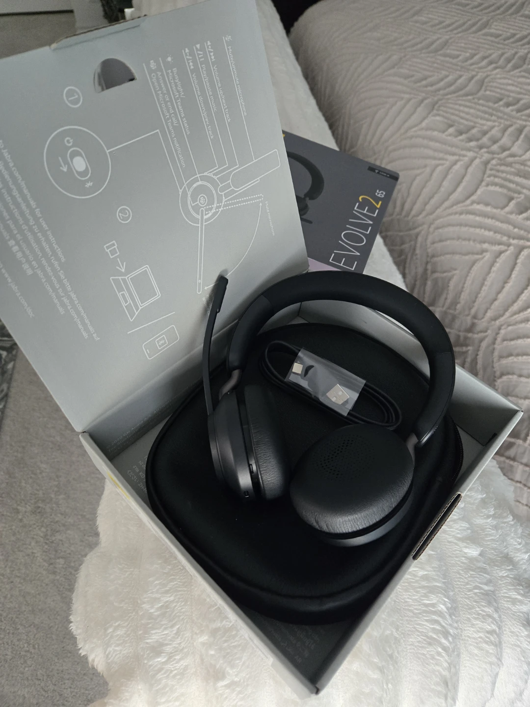 Jabra Evolve2 65 Wireless Headset with Mic - Black - photo 3