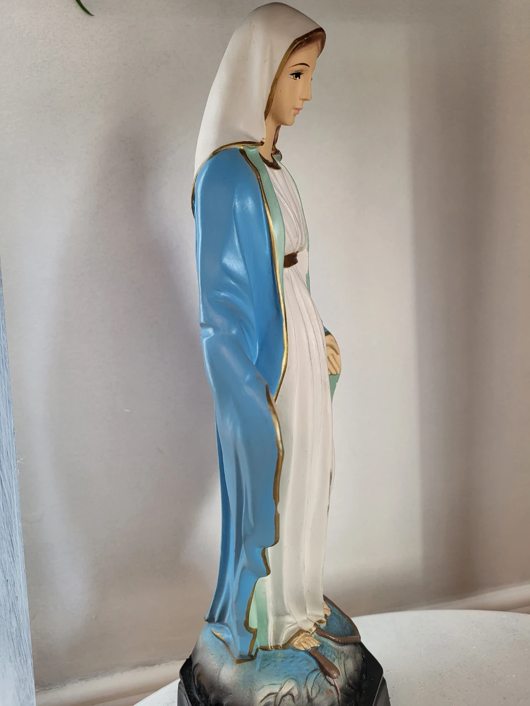Virgin Mary Statue - photo 2