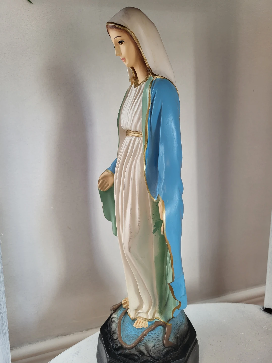 Virgin Mary Statue - photo 3
