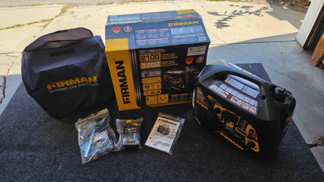 Firman W2100i Inverter Generator - Like New! 🥕 - photo 2