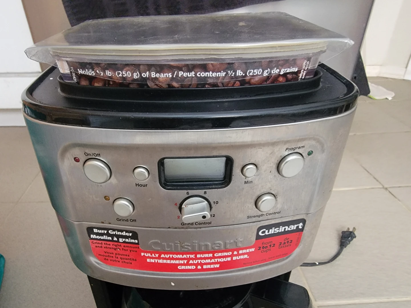 Cuisinart Burr Grind and Brew programmable coffee machine - photo 2