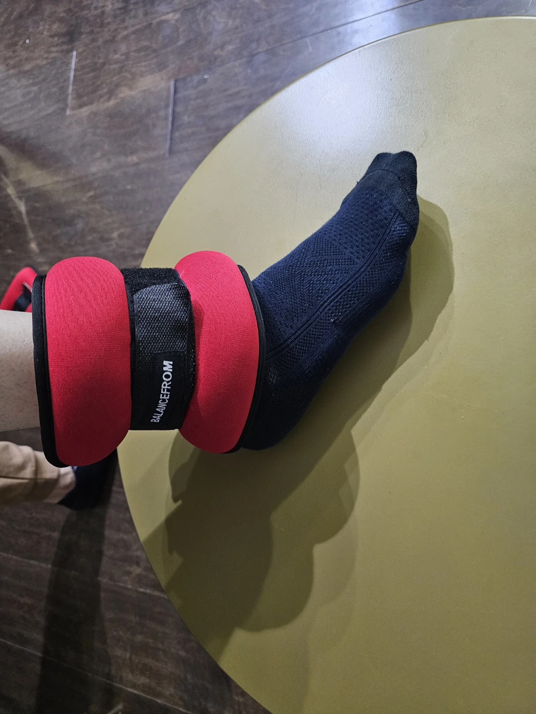 5lb Fully Adjustable red Ankle Weights (Pack 2)New never used