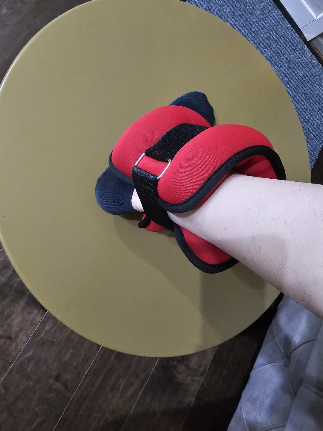5lb Fully Adjustable red Ankle Weights (Pack 2)New never used - photo 2