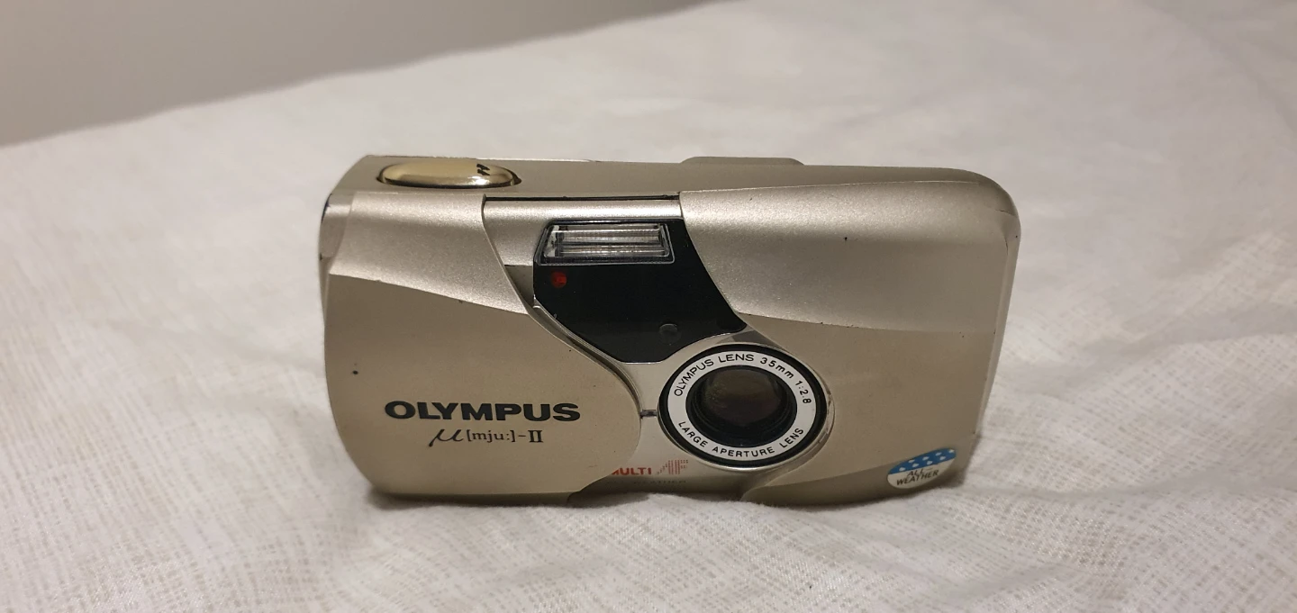 Olympus µ[mju:]-II 35mm Film Camera - photo 2