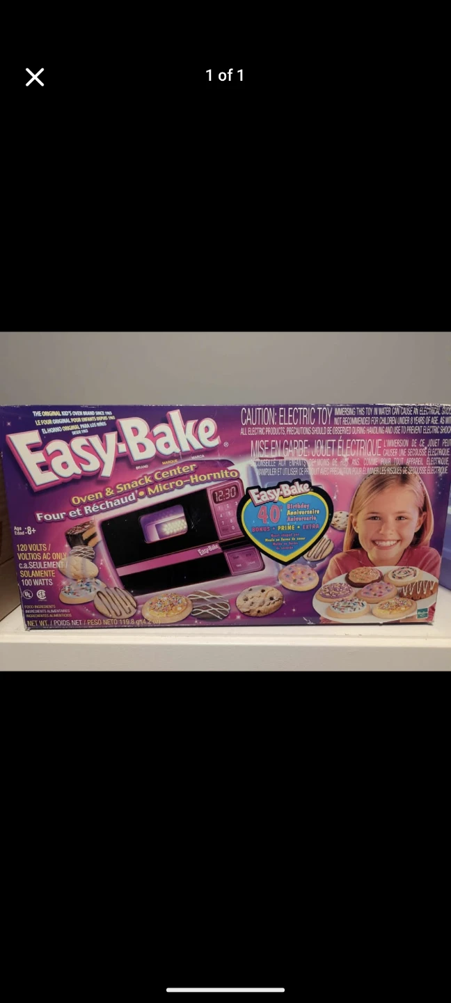 Easy-Bake Oven & Snack Center