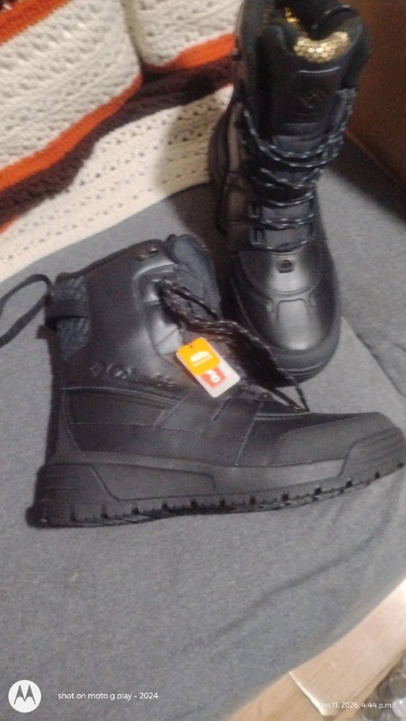 Columbia Men's Size 10.5 Black Winter Boots - New - photo 2