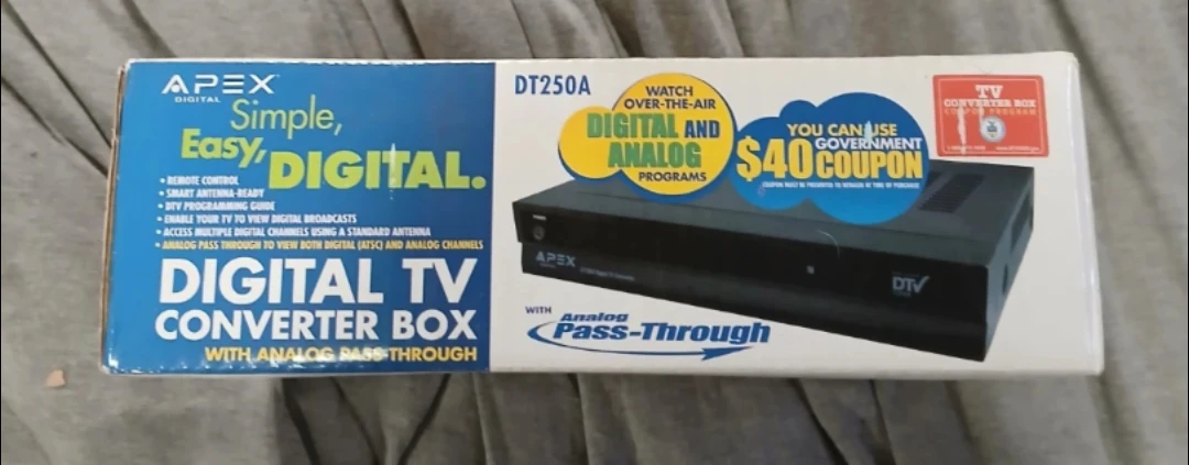Apex Digital DT250A Digital TV Converter Box with Analog - photo 2