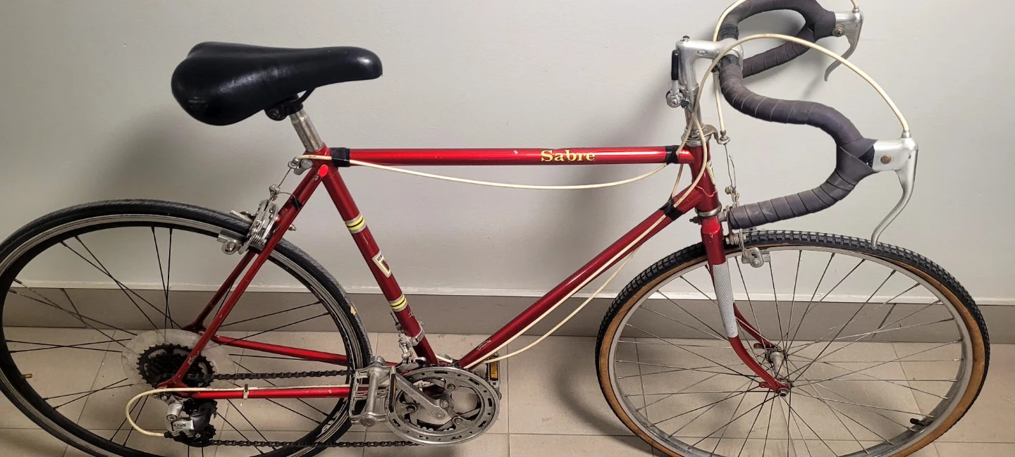Vintage Sabre Road Bike - Red