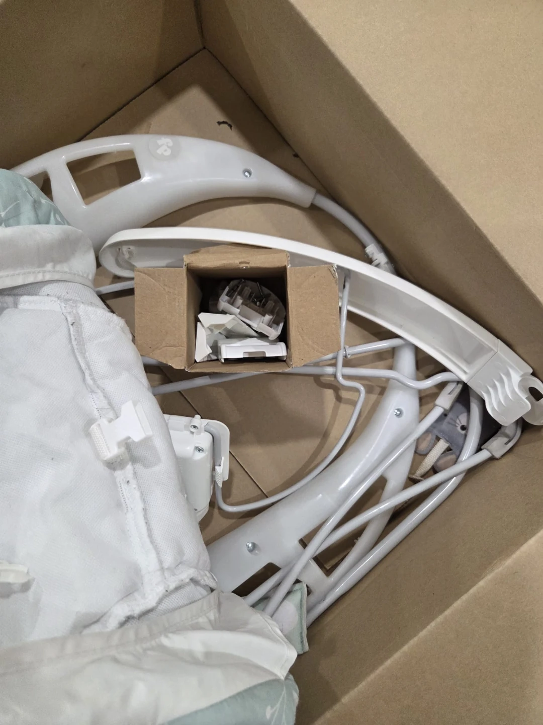 Fisher-Price Baby Bouncer - Like New! - photo 2